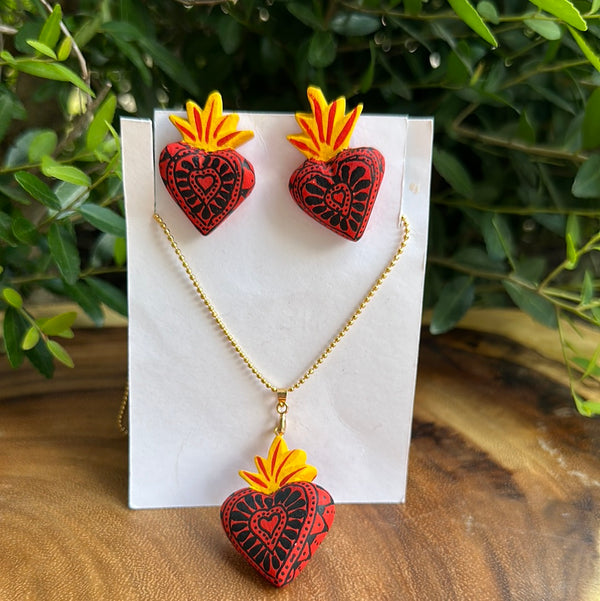 Sacred heart necklace set