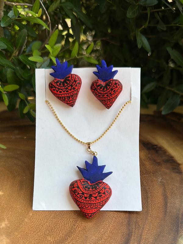 Sacred heart necklace set