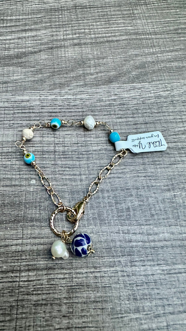 Ojitos pearls/talavera bracelet