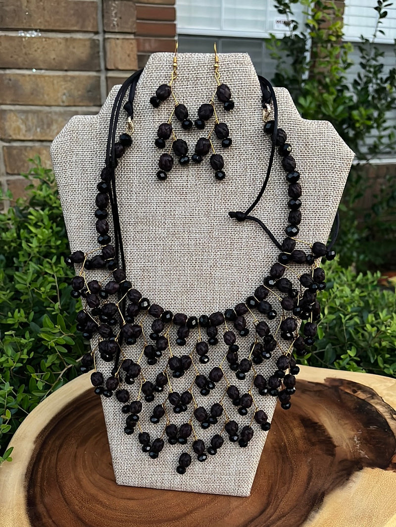 Crystal/palm necklace set