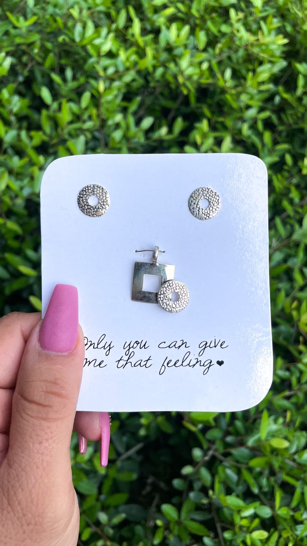 Bolitas earrings & pendant set